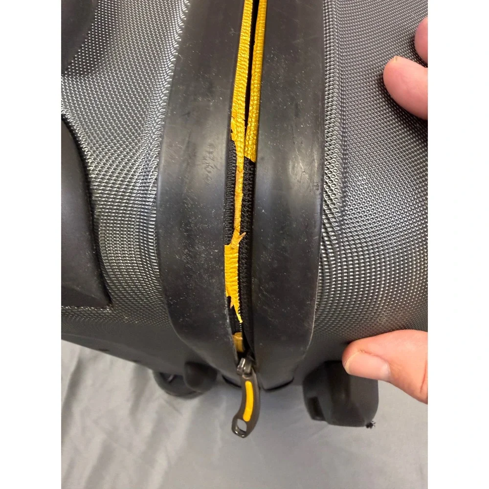 Nike Brasil CBF Rolling Suitcase Grey Yellow‎ Hardshell Carryon Luggage Soccer